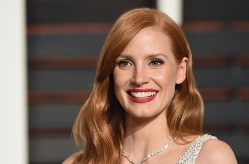  Jessica Chastain presentó por primera vez a sus tan esperados hijos, nacidos a través de un vientre de alquiler, al público.