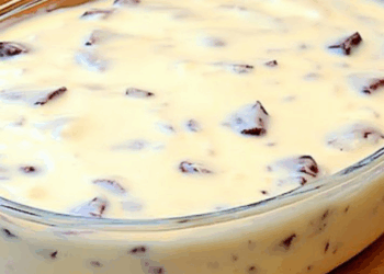 ¡Con solo 2 ingredientes, este postre te dejará asombrado!